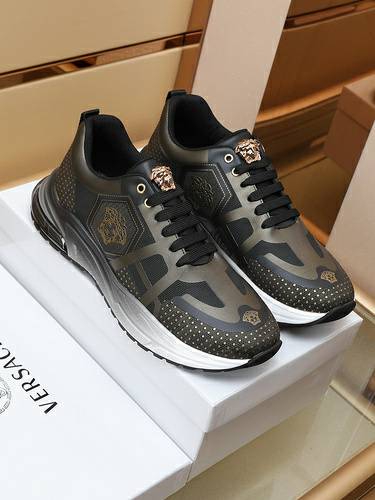 Picture of Versace Shoes Men _SKUfw118426533fw